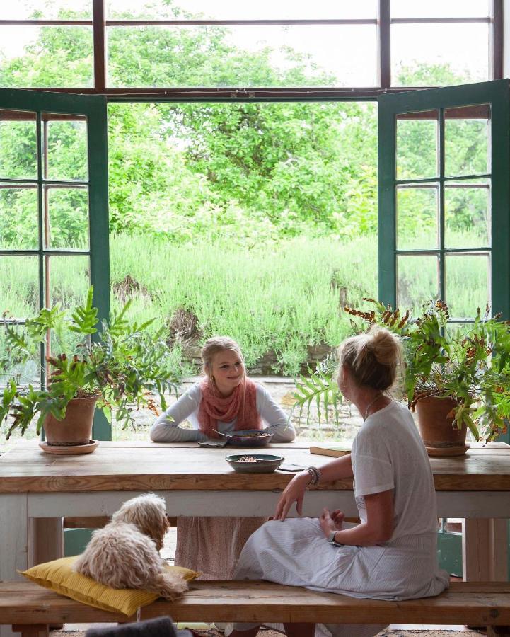 The Stable Yard House At Burtown House & Gardens Villa Athy Bagian luar foto
