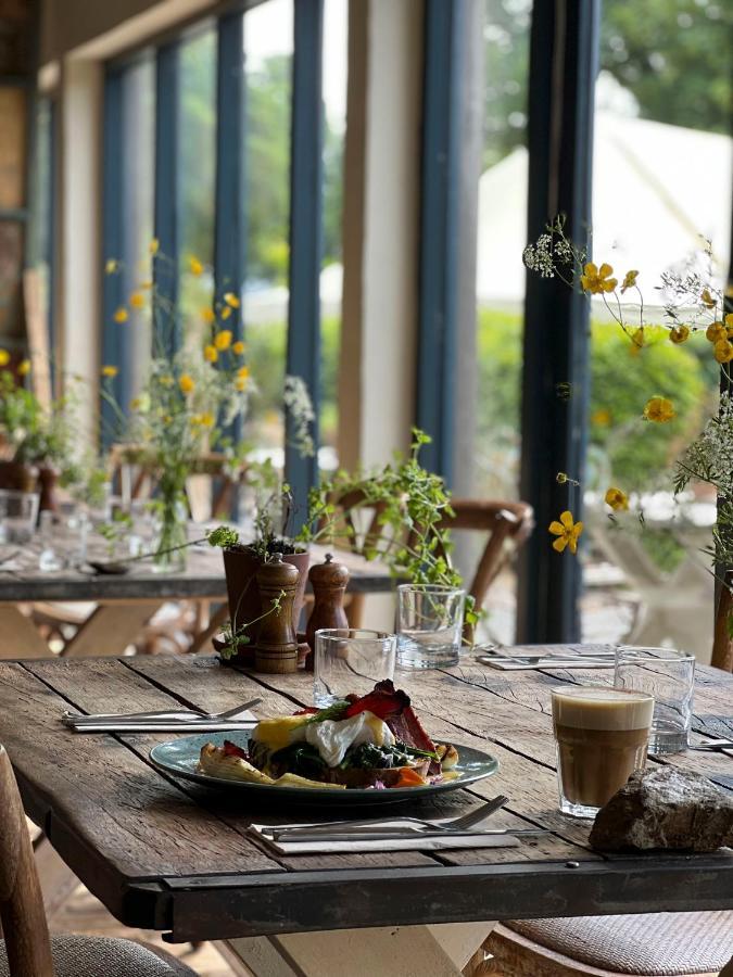 The Stable Yard House At Burtown House & Gardens Villa Athy Bagian luar foto
