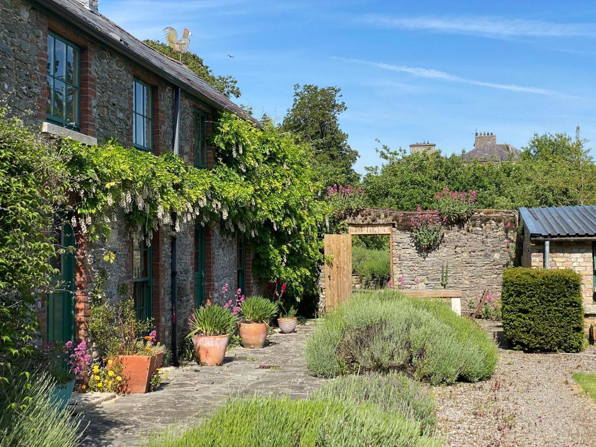 The Stable Yard House At Burtown House & Gardens Villa Athy Bagian luar foto