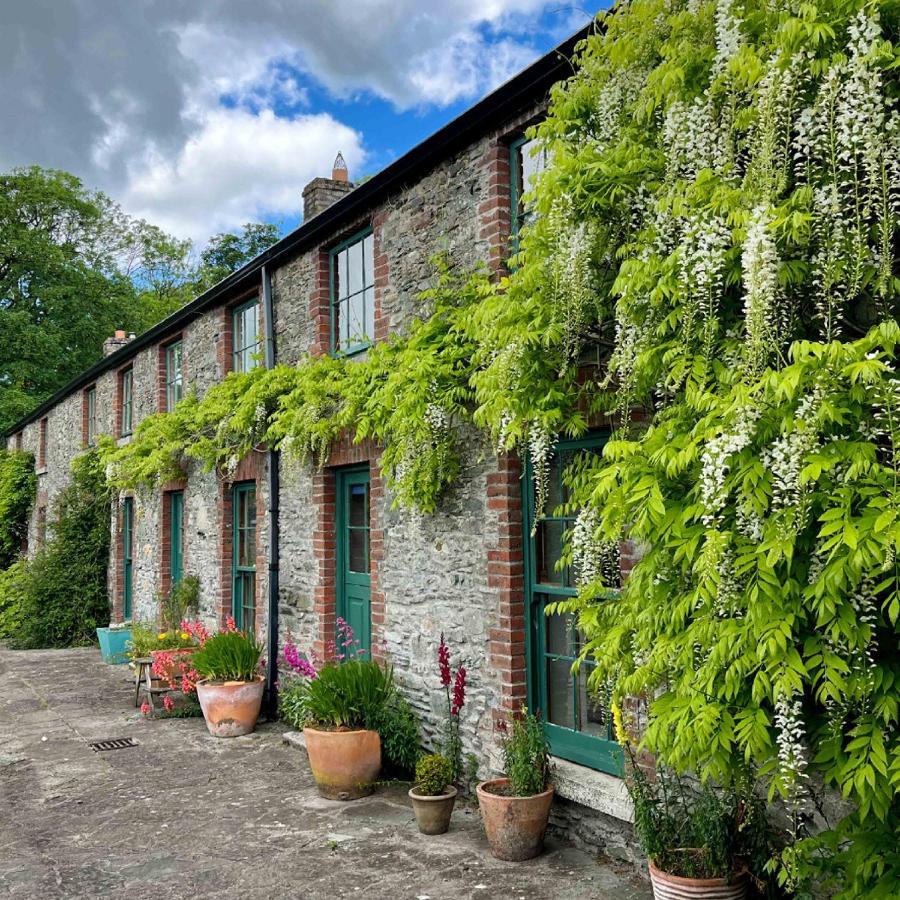 The Stable Yard House At Burtown House & Gardens Villa Athy Bagian luar foto